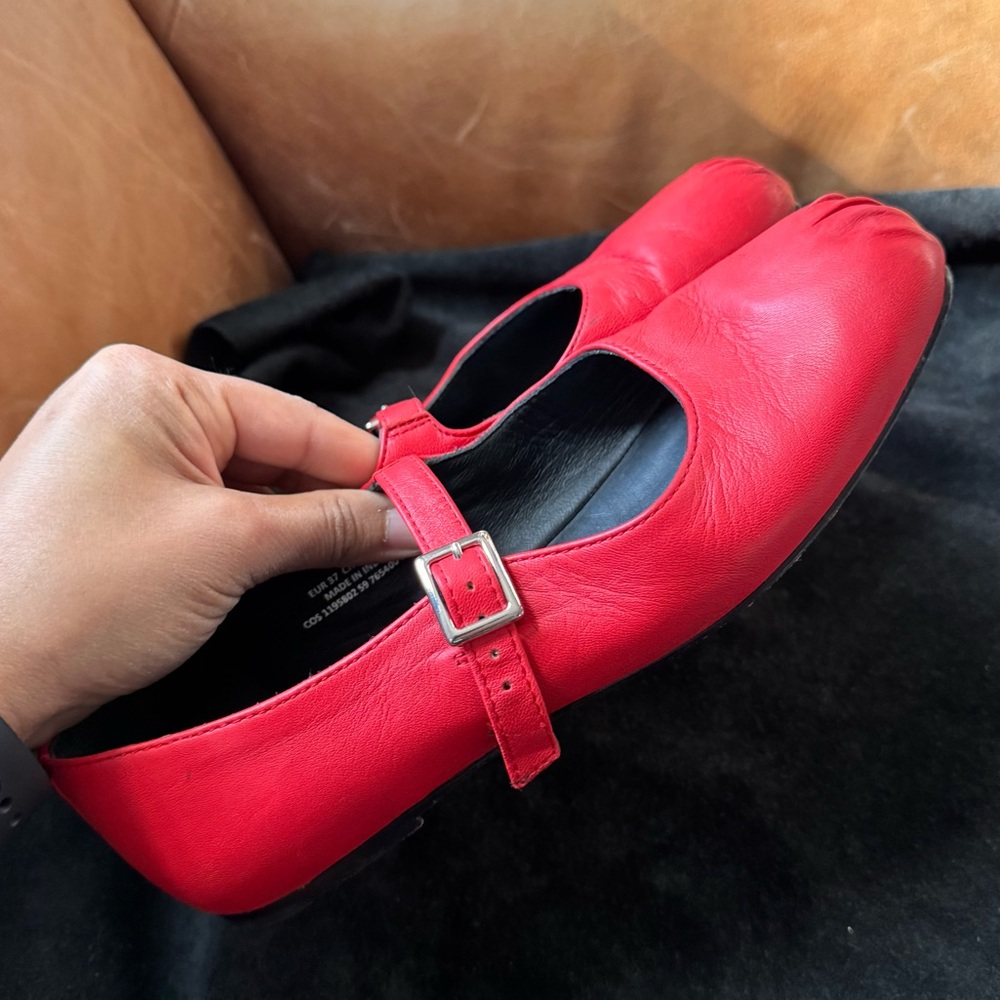 COS Pleated red Leather Mary-Jane ballet flat shoes - Picture 16 of 17